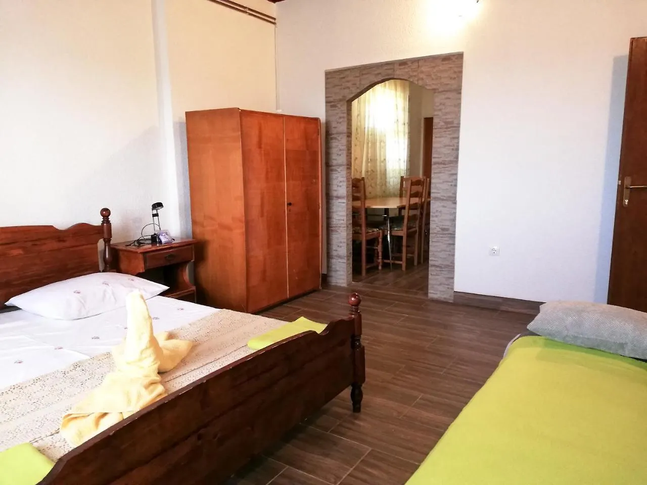 Apartmani Nevenka Starigrad Paklenica 0*,