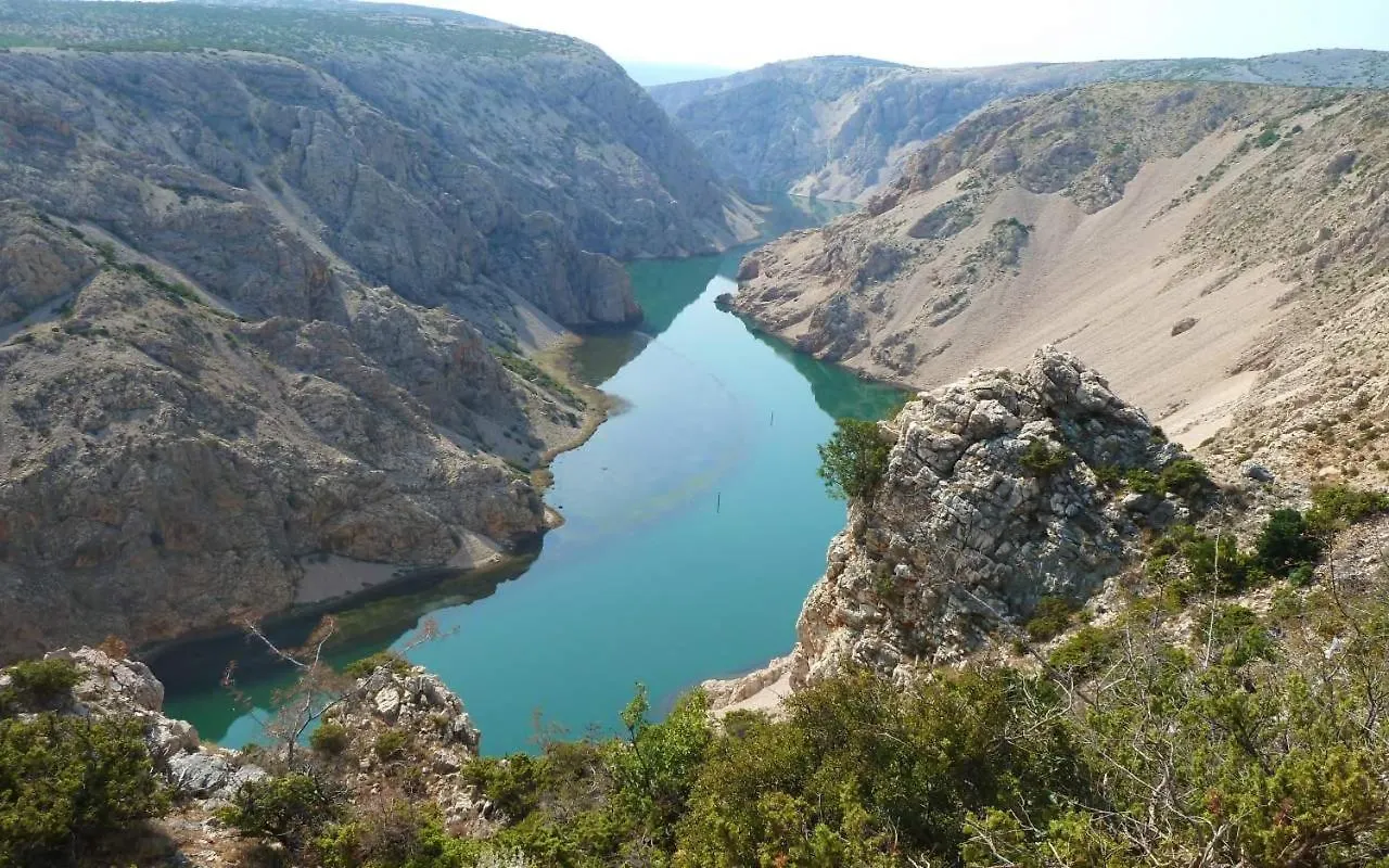 Apartmani Nevenka Starigrad Paklenica Apartment