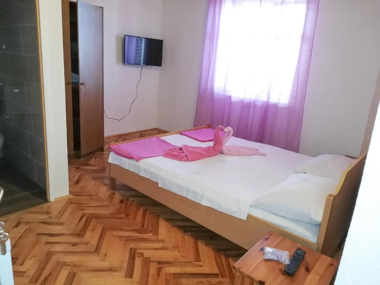 Apartmani Nevenka Starigrad Paklenica